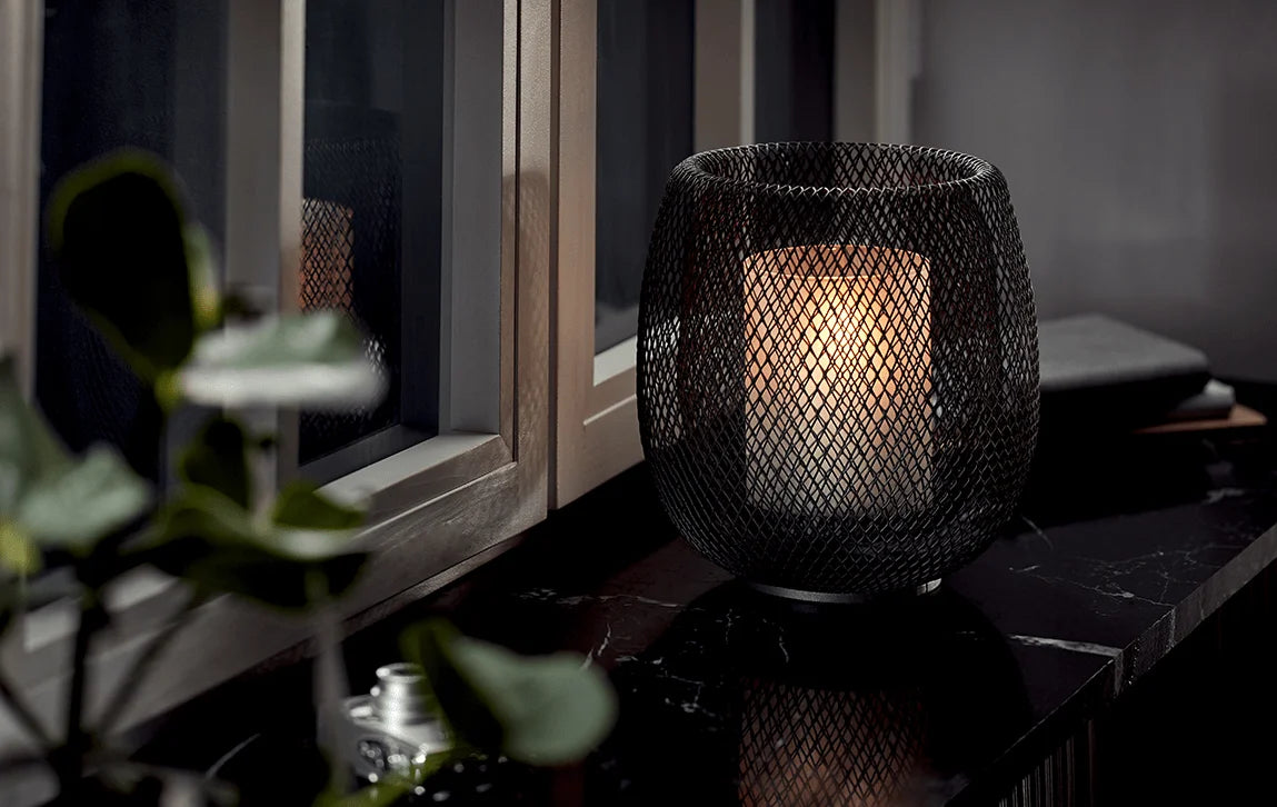 Mesh lantern