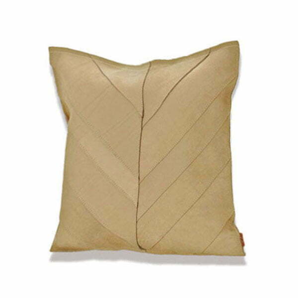 Petit Oman Cushion
