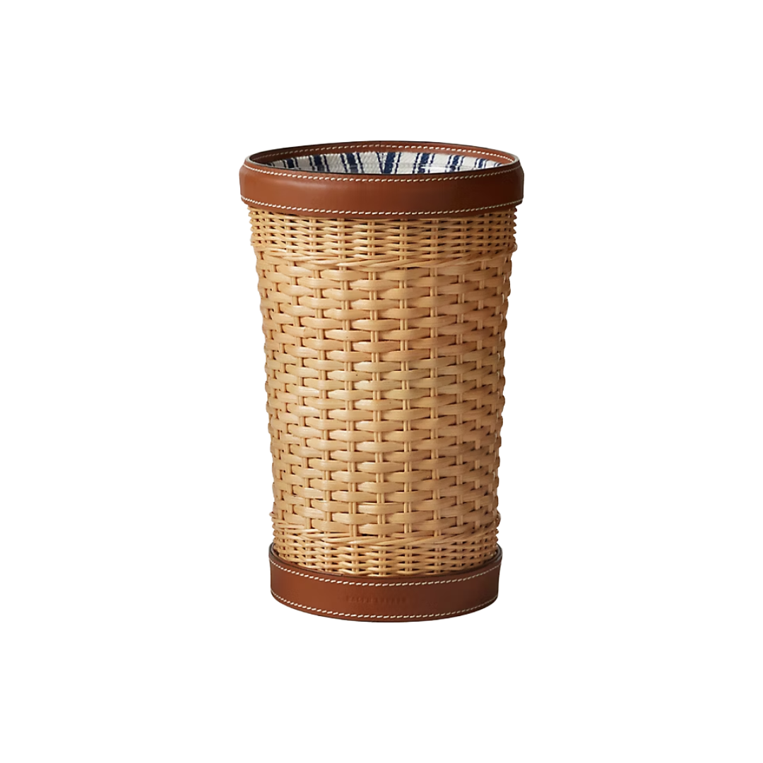 אגרטל Bailey M מבית Ralph Lauren Home משילוב ראטן קלוע ועיטורי עור בעיצוב קלאסי