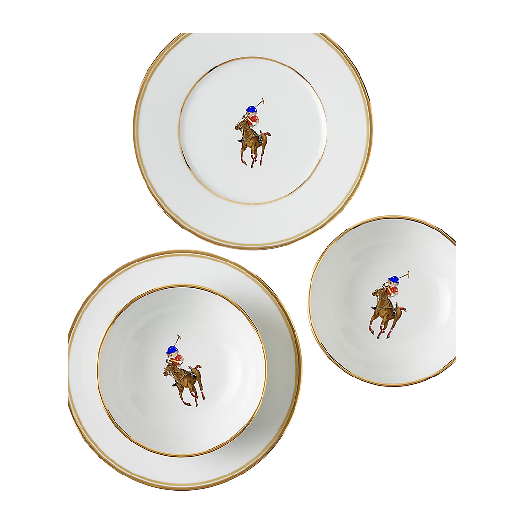 סט מתנה Polo Bear מבית Ralph Lauren Home עם צלחות וקעריות פורצלן בעיטור זהב